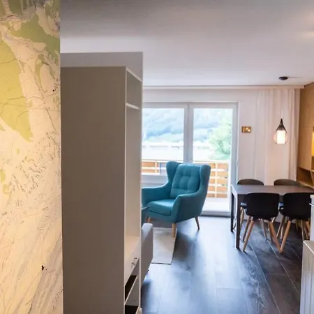 Cristal 28 Apartamento *