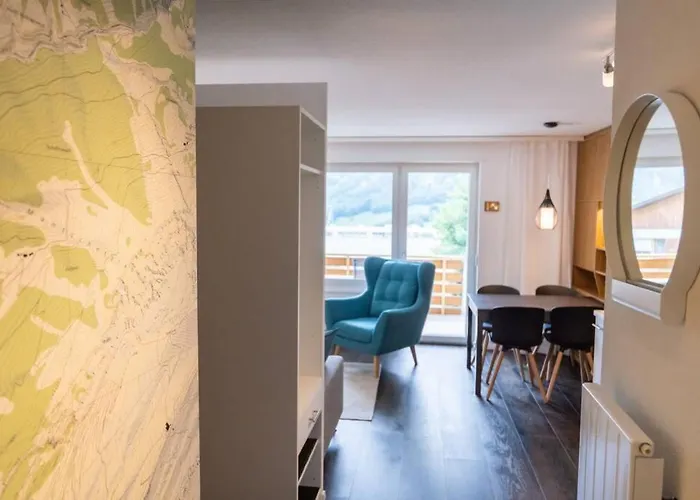 Cristal 28 アパート *